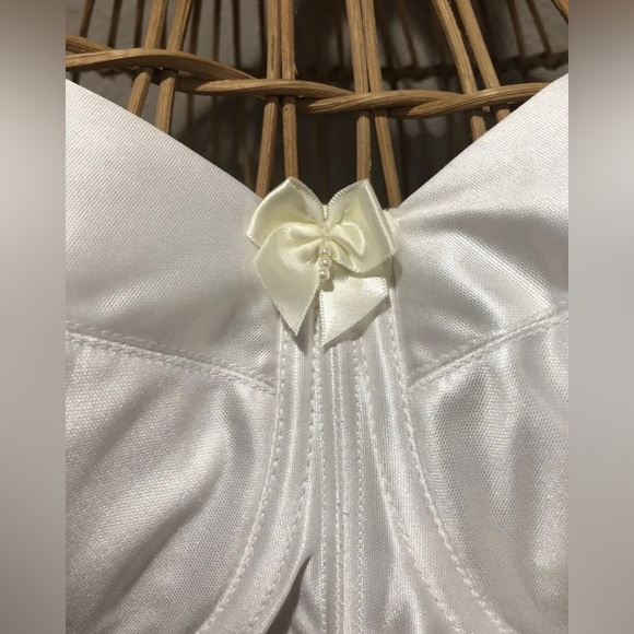 Va Bien Bustiers Bride White Sz-40C Smooth Hourglass #0798 Hook & Eye $75 - Picture 2 of 12